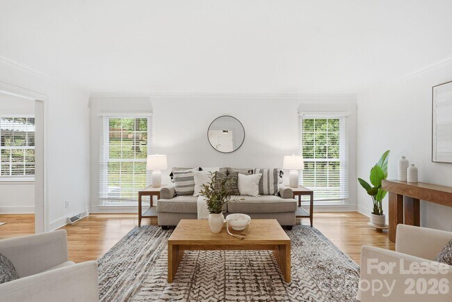 Photo - 926 Shady Bluff Dr