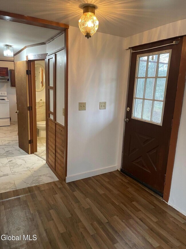 Photo - 6209 Schoharie Turnpike