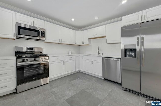 Photo - 16 Cypress Peak Ln