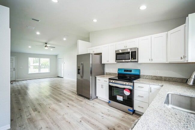 Photo - 1742 Magnolia St