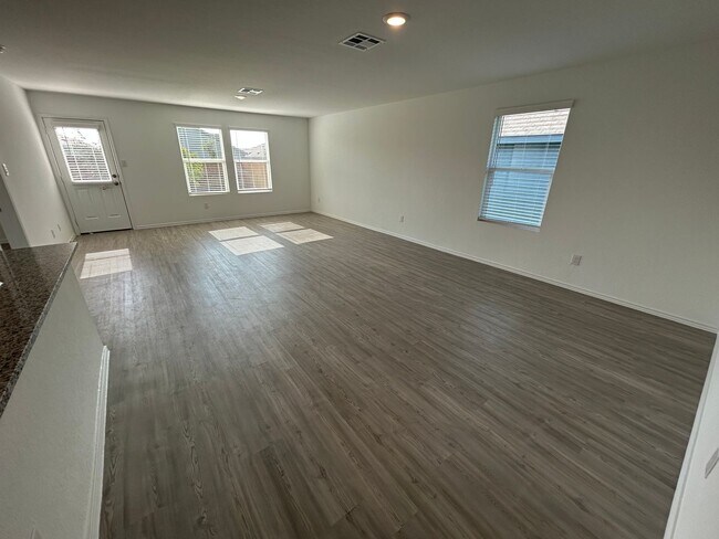 Photo - **APPLICATION RECEIVED** **MOVE-IN SPECIAL...