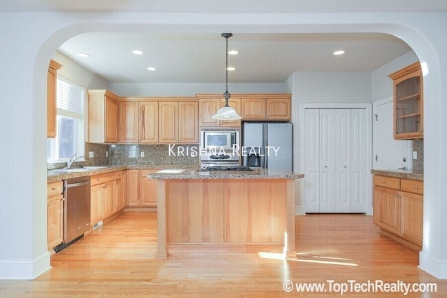 Photo - 12750 NW Alsace Ln