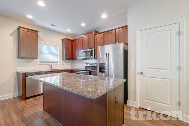 Photo - 1452 Silver Charm Ln