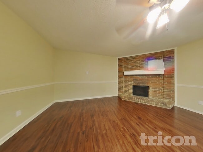 Photo - 5536 Dunson Dr