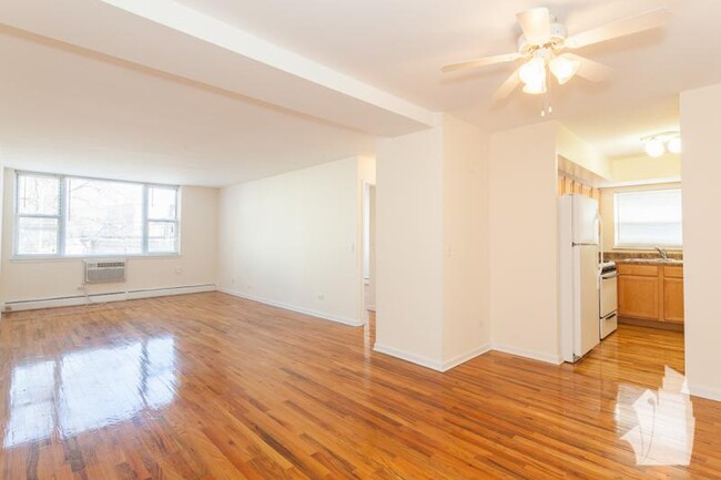 6401 North Sheridan Rd., Unit 15-1105, Chicago, IL 60626 - 6427 N Sheridan Rd Apartment