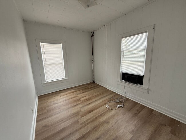 Photo - 100 S College Ave Unit Apt #05