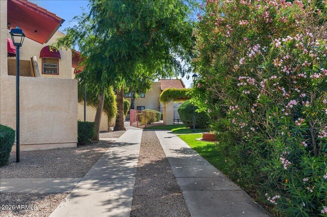 2515 N 52nd St Unidad 104