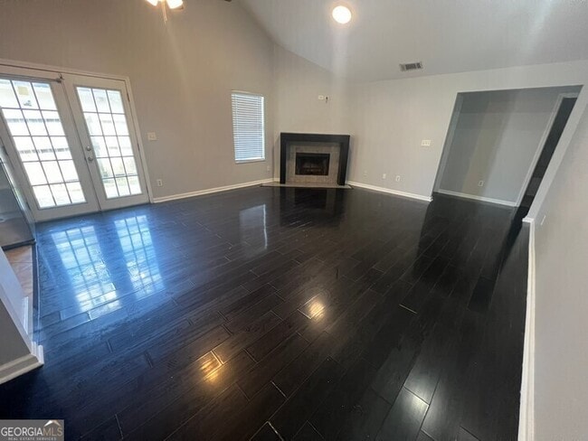 Photo - 6381 Klondike River Rd