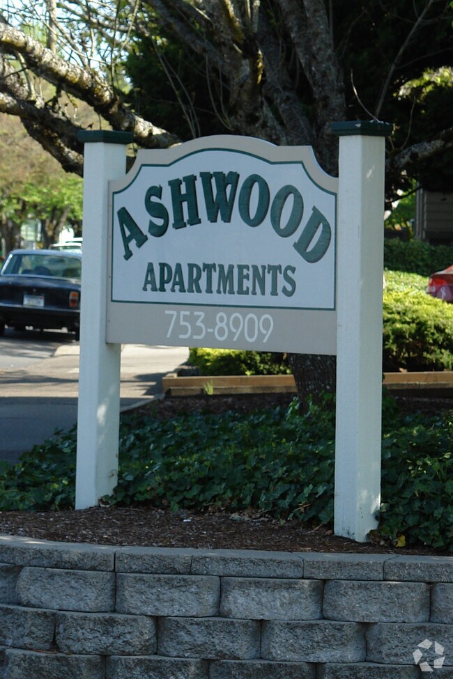 Photo - Ashwood Apartments - Upcoming Vacancy in July