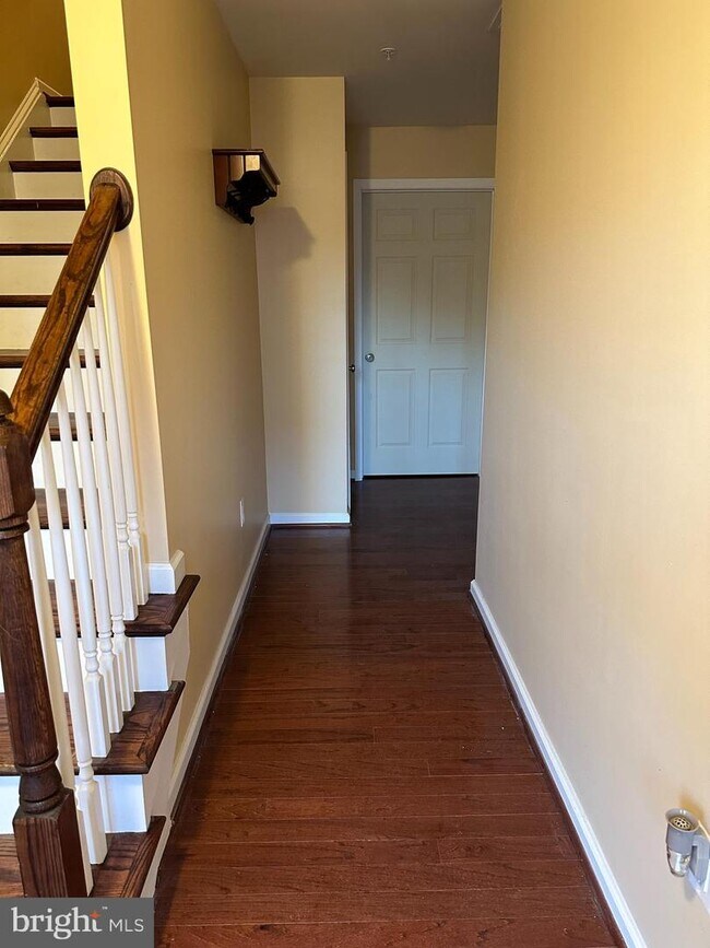 Photo - 617 S Twin Lakes Blvd Townhome