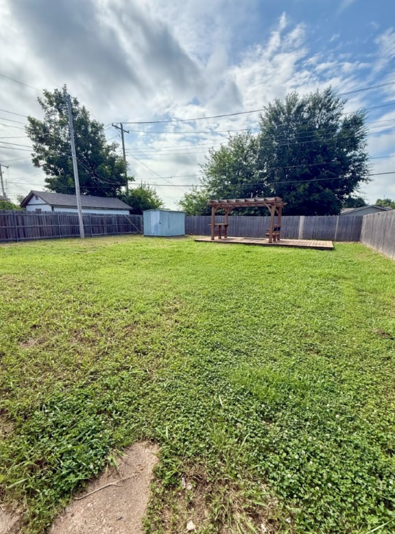 Photo - 952 NW 6th St