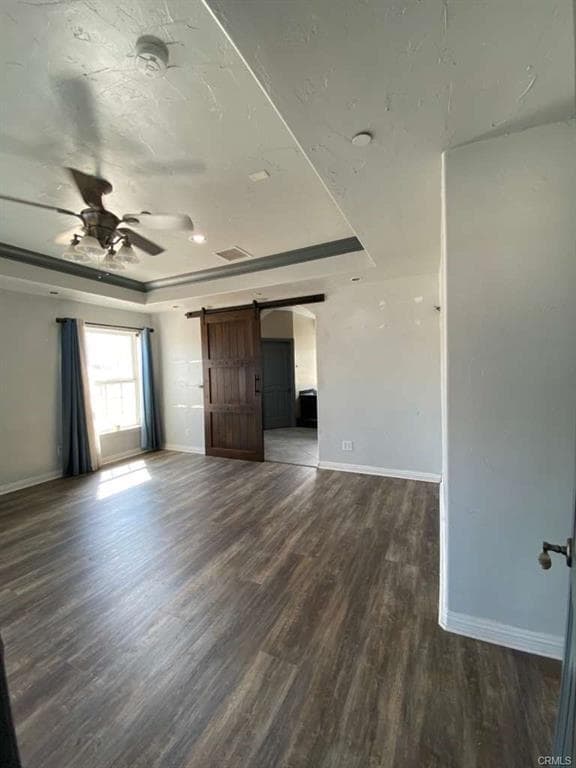 Photo - 48240 80th St W