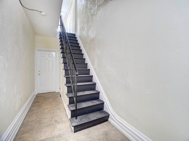 Photo - 16 N 9th St Unit 2