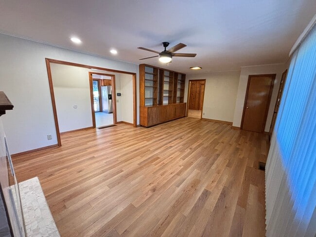 Photo - 1054 N Eva Ave