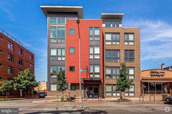 Building Photo - 2920 Georgia Ave NW Unit 201 Rental