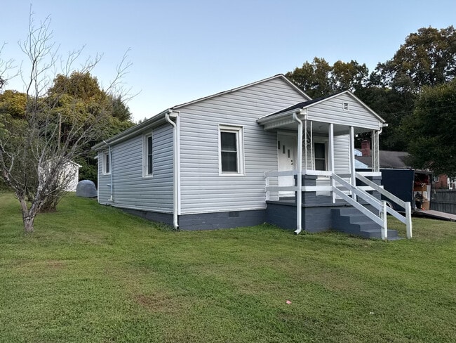 Photo - 5208 Summit Ave