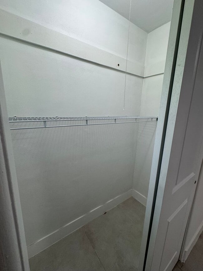 Photo - 3 Bedroom , 2 Bath in Orlando!