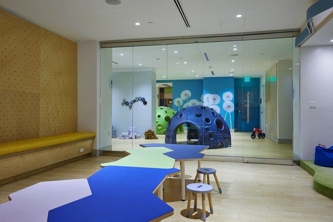 Photo - Columbus Collection