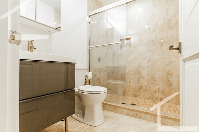 Photo - huge 950 sqf Studio unit in Brookline rent $2900 on 9/1
