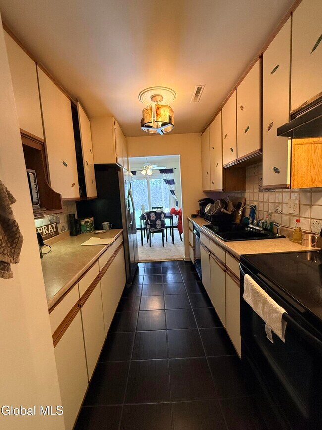 Photo - 120 Donna Lynn Dr