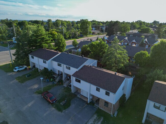 Crystal Heights Apartments