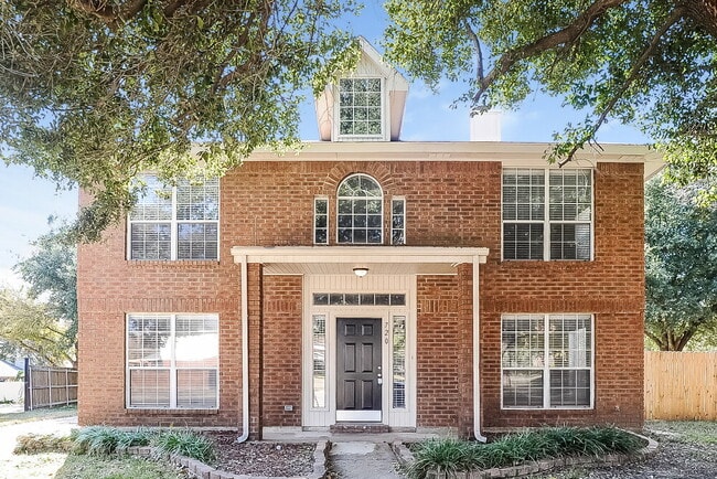 Building Photo - 720 Finley St