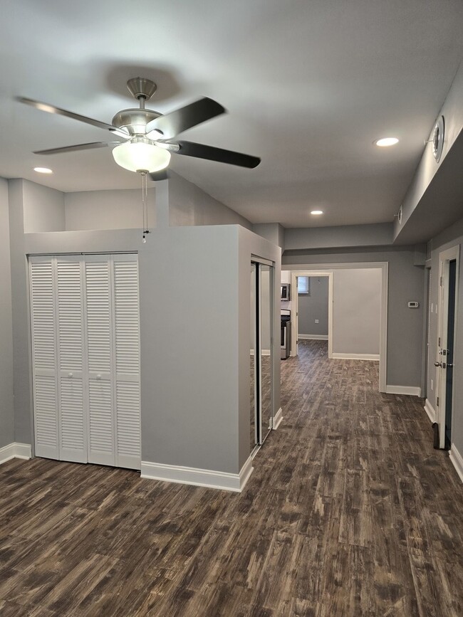 Photo - 1328 W 19th St