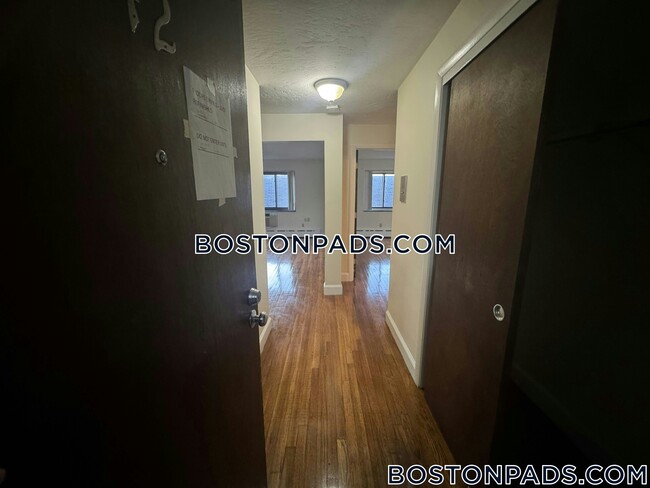 Photo - 898 Massachusetts Ave Unit 33