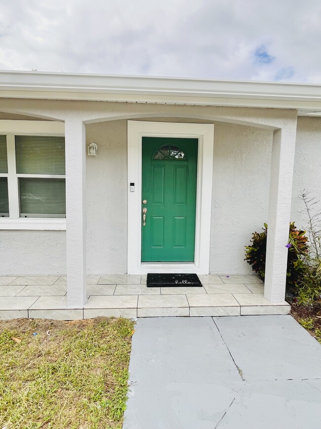 Photo - 4243 Deltona Blvd