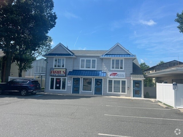Building Photo - 20340 Coastal Hwy Unit #4 Rental