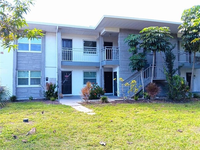 Building Photo - 116 Southwest Jefferson Cir N Unit 7