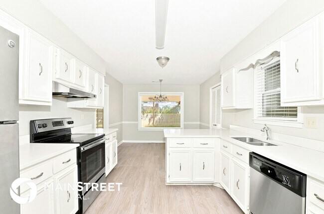 Photo - 4652 Blandford Dr