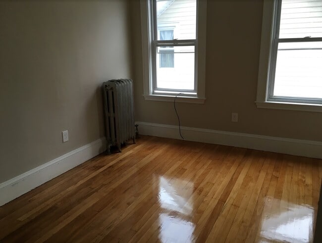 Photo - 295 Washington St Unit 2