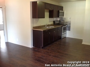 Photo - 206 Hub Ave