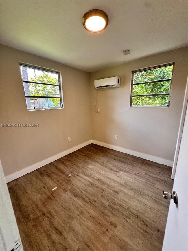 Photo - 784 NW 100th St Unit C