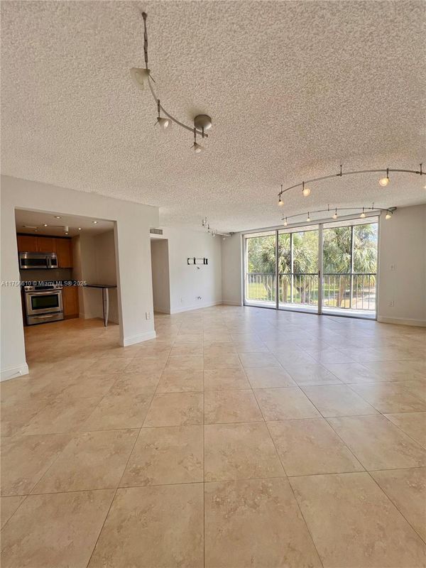 Photo - 17600 N Bay Rd Condo