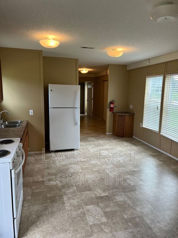 Photo - 8086 Heck Dr Unit #14