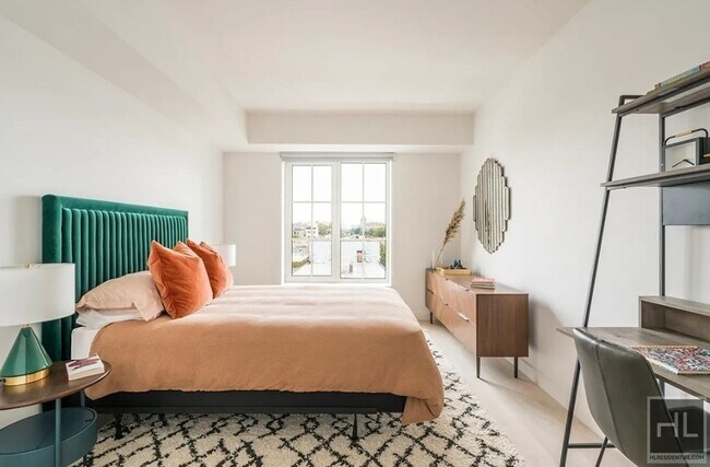 Photo - 310 Clarkson Ave Unidad 819