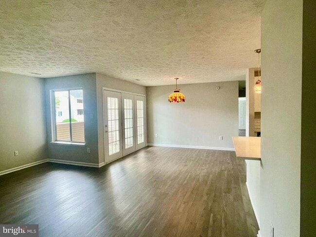 Photo - 2137 Wainwright Ct Unit 1C