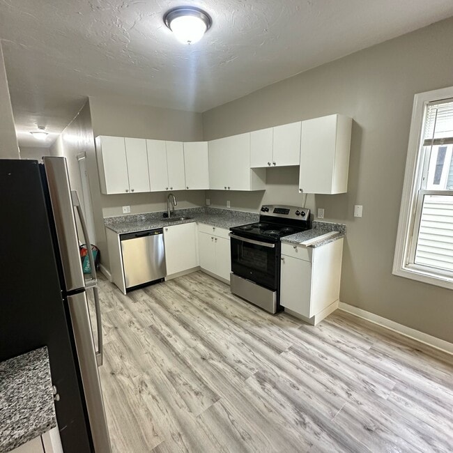 Photo - 89 Intervale St Apartments Unit 3