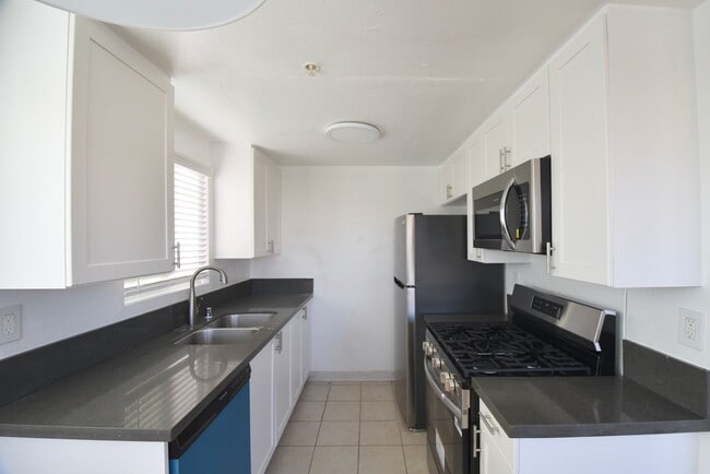 Photo - 5002 Tujunga Ave Unidad 303