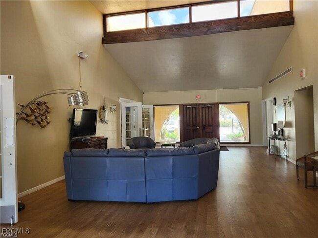 Building Photo - 6142 Whiskey Creek Dr Unit 603