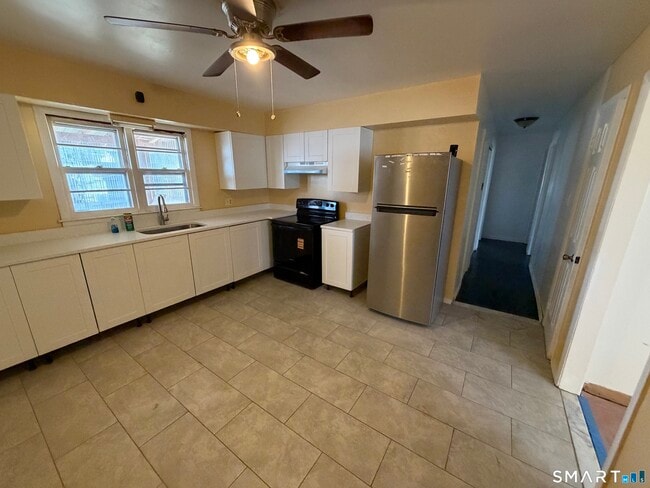 79 Rangely St
