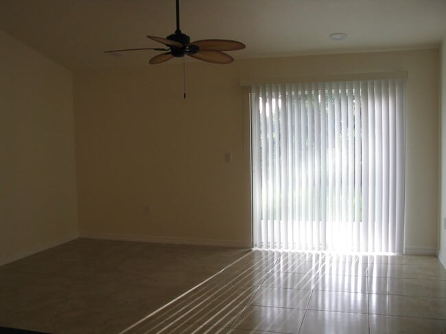 Photo - 1213 Oceanic Rd