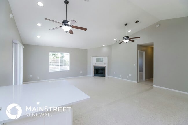 Photo - 8008 W Tuckey Ln