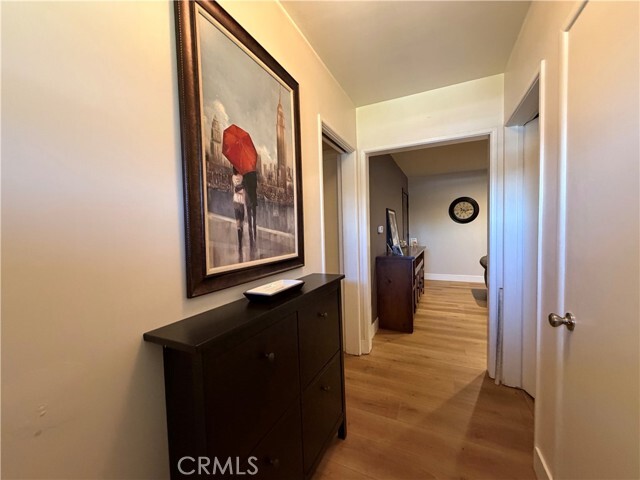 Photo - 9406 Rose Ave