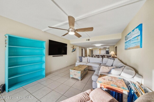 Photo - Salt Life Unidad 106