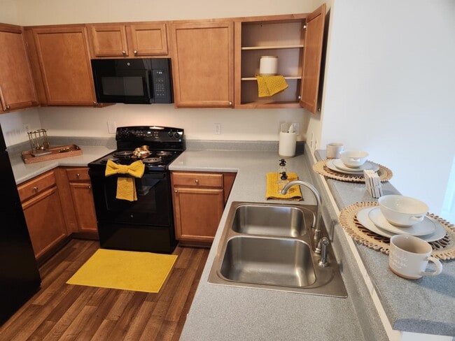 Cocina + Desayunador - Rehobeth Pointe Apartments