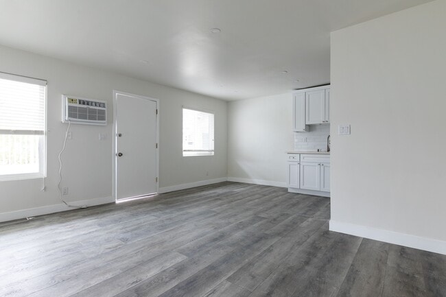Photo - Newly Renovated Gorgeous apartments in Highland Park Oasis