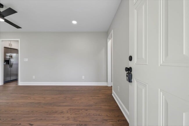 Photo - Beautiful Renovated 4 Bedroom Home For Rent With a Large Bonus Room!